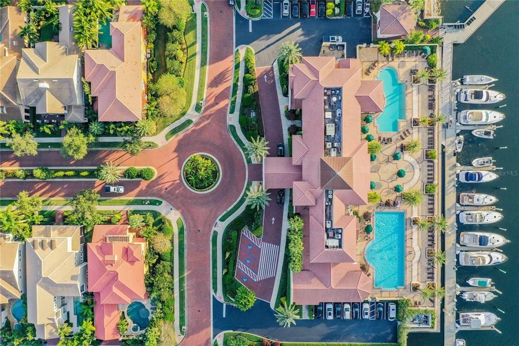 На продажу: $1,650,000 (2 спален, 2 ванн, 2344 Квадратных фут)