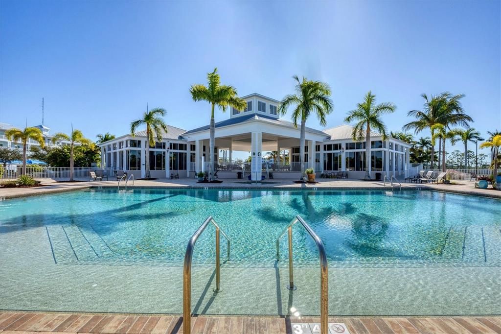 For Sale: $289,000 (2 beds, 2 baths, 1009 Square Feet)