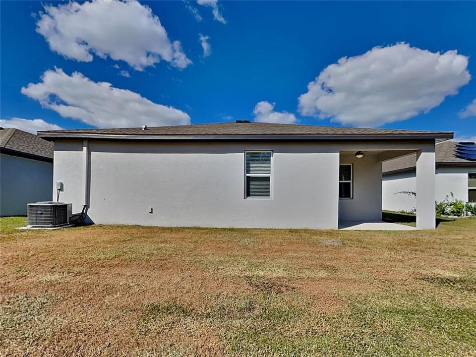 For Rent: $2,399 (5 beds, 3 baths, 1984 Square Feet)