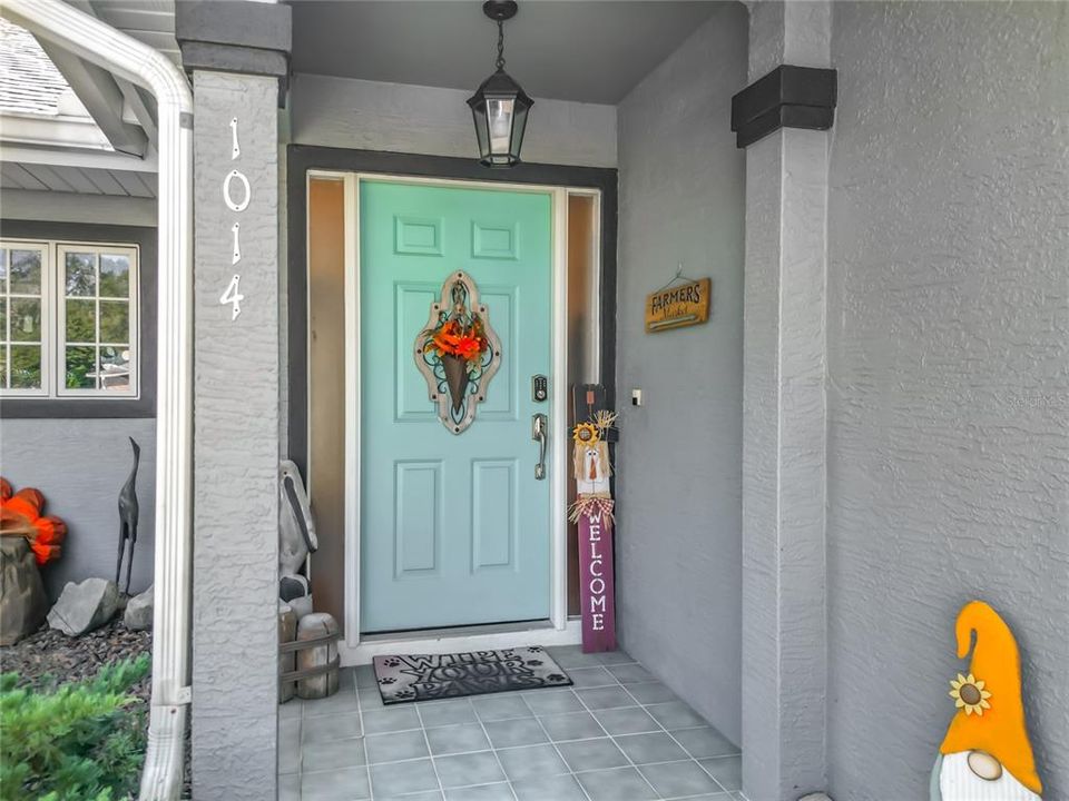 Activo con contrato: $334,900 (3 camas, 2 baños, 1827 Pies cuadrados)