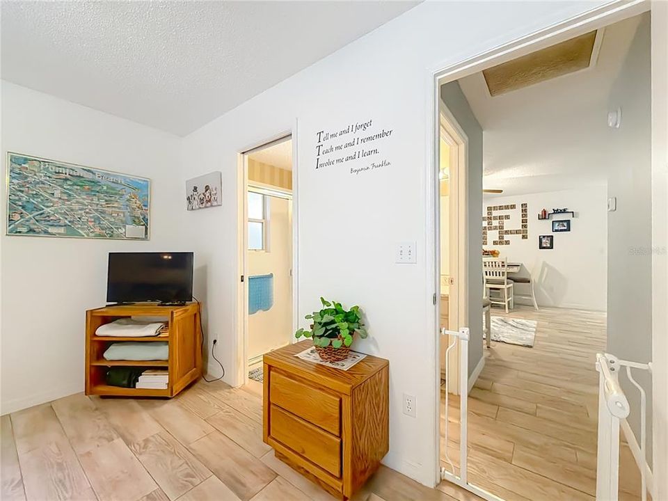 Activo con contrato: $334,900 (3 camas, 2 baños, 1827 Pies cuadrados)