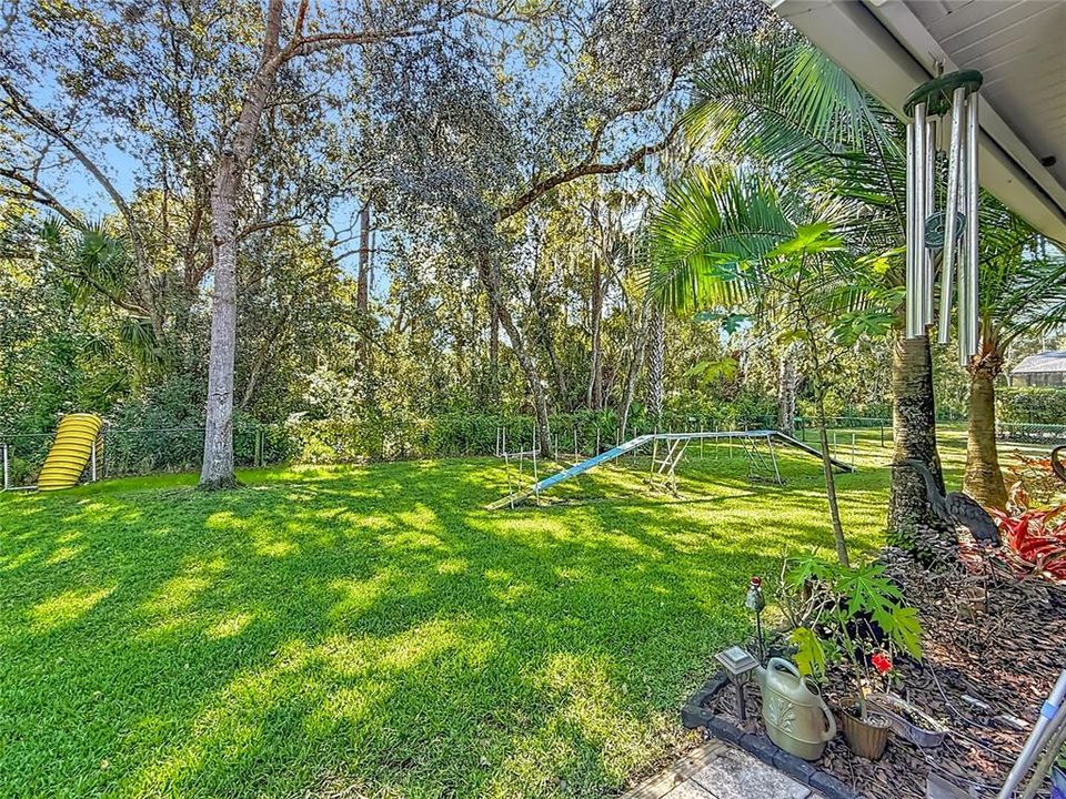 Activo con contrato: $334,900 (3 camas, 2 baños, 1827 Pies cuadrados)