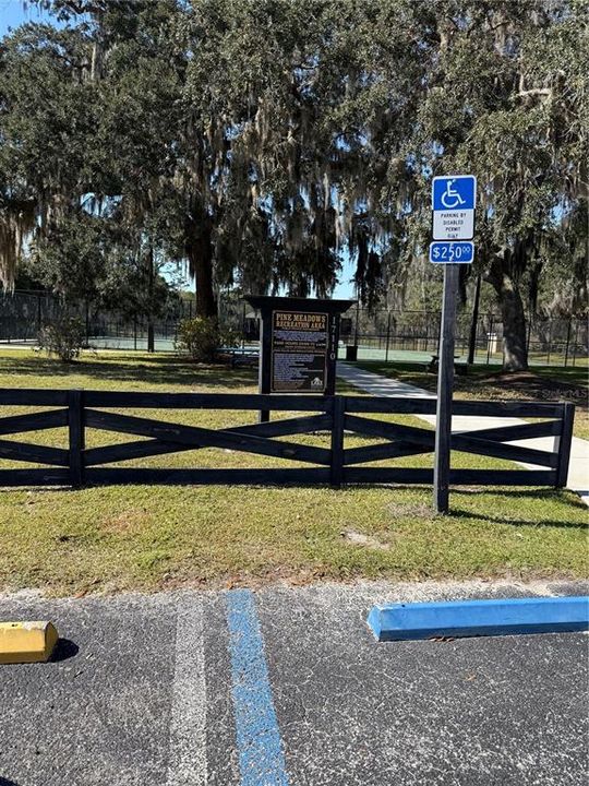 Activo con contrato: $334,900 (3 camas, 2 baños, 1827 Pies cuadrados)