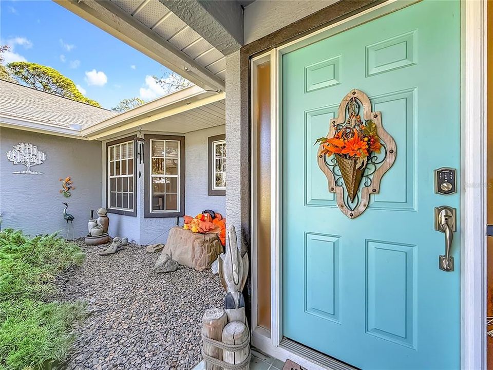 Activo con contrato: $334,900 (3 camas, 2 baños, 1827 Pies cuadrados)