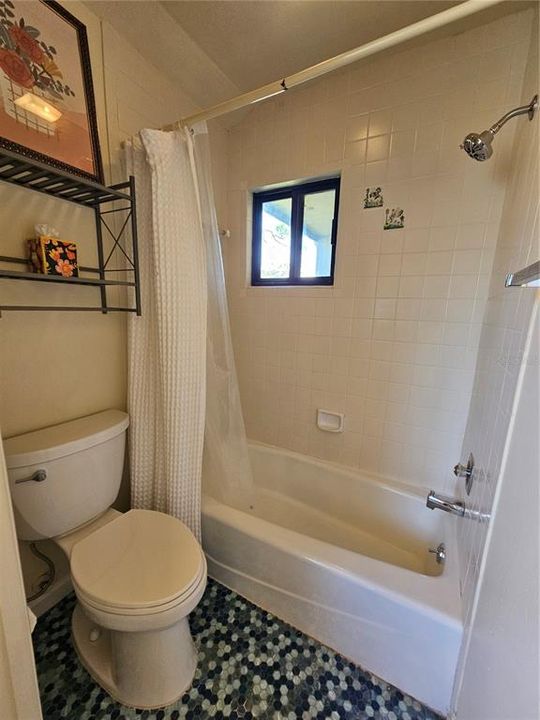 For Rent: $1,500 (2 beds, 2 baths, 1325 Square Feet)