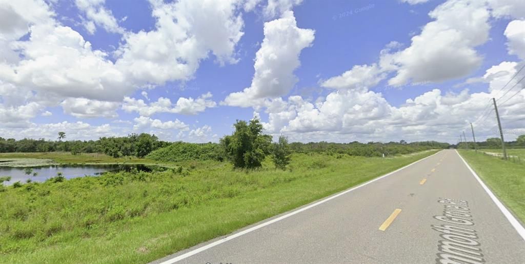 На продажу: $215,000 (9.41 acres)