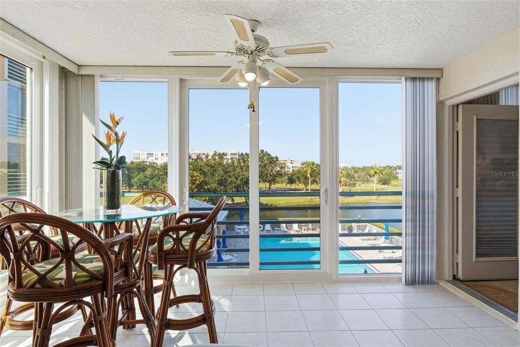 For Sale: $329,900 (2 beds, 2 baths, 1396 Square Feet)