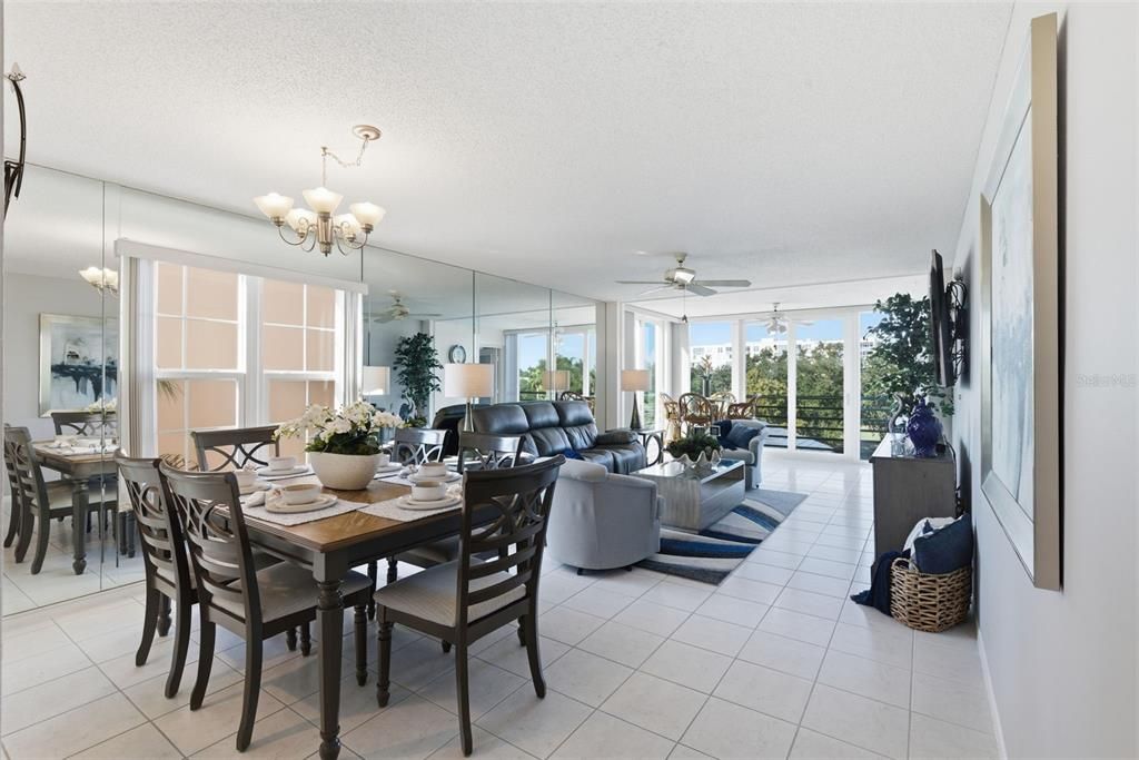 For Sale: $329,900 (2 beds, 2 baths, 1396 Square Feet)