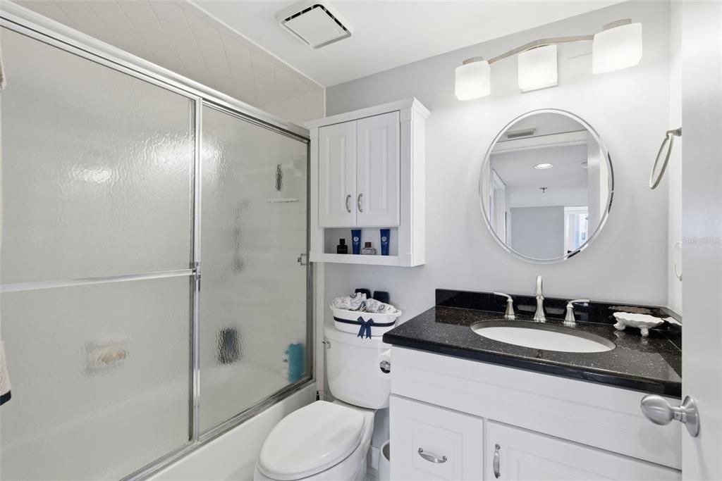 For Sale: $329,900 (2 beds, 2 baths, 1396 Square Feet)