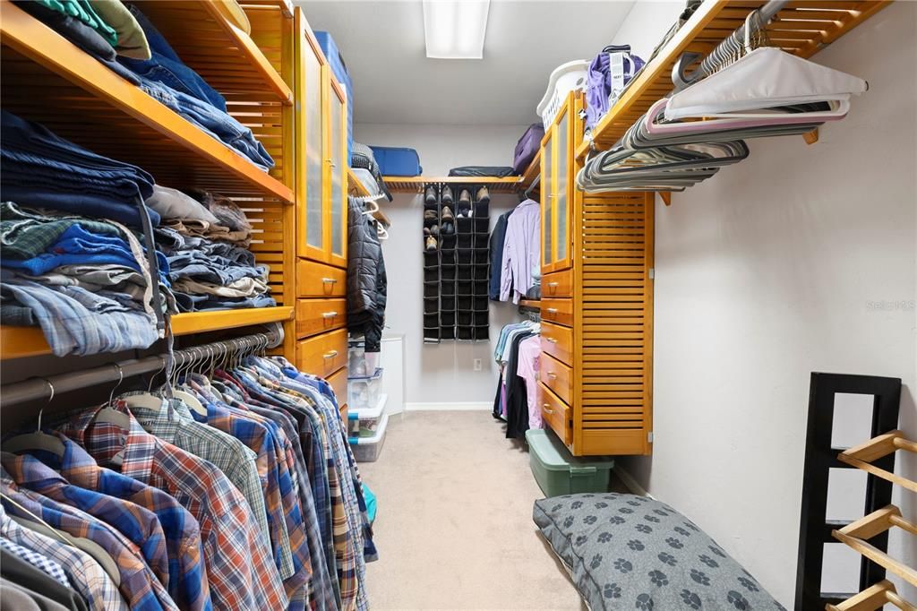 En Venta: $449,000 (3 camas, 2 baños, 2800 Pies cuadrados)