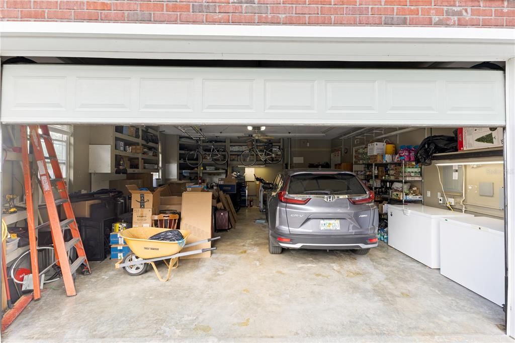 En Venta: $449,000 (3 camas, 2 baños, 2800 Pies cuadrados)