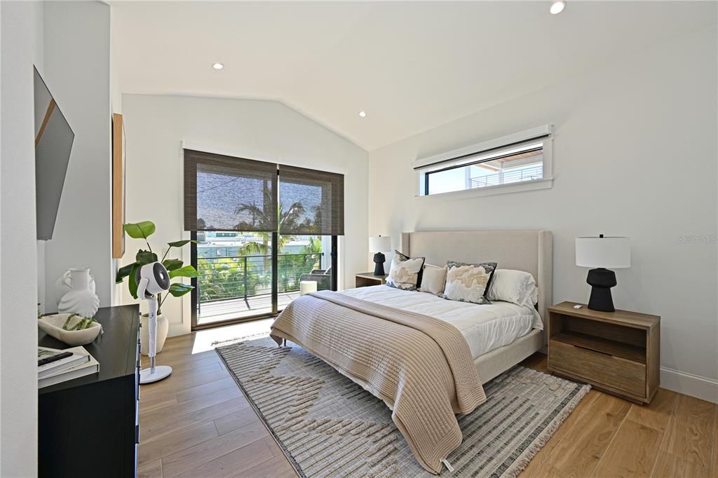 For Sale: $4,395,000 (4 beds, 4 baths, 3010 Square Feet)