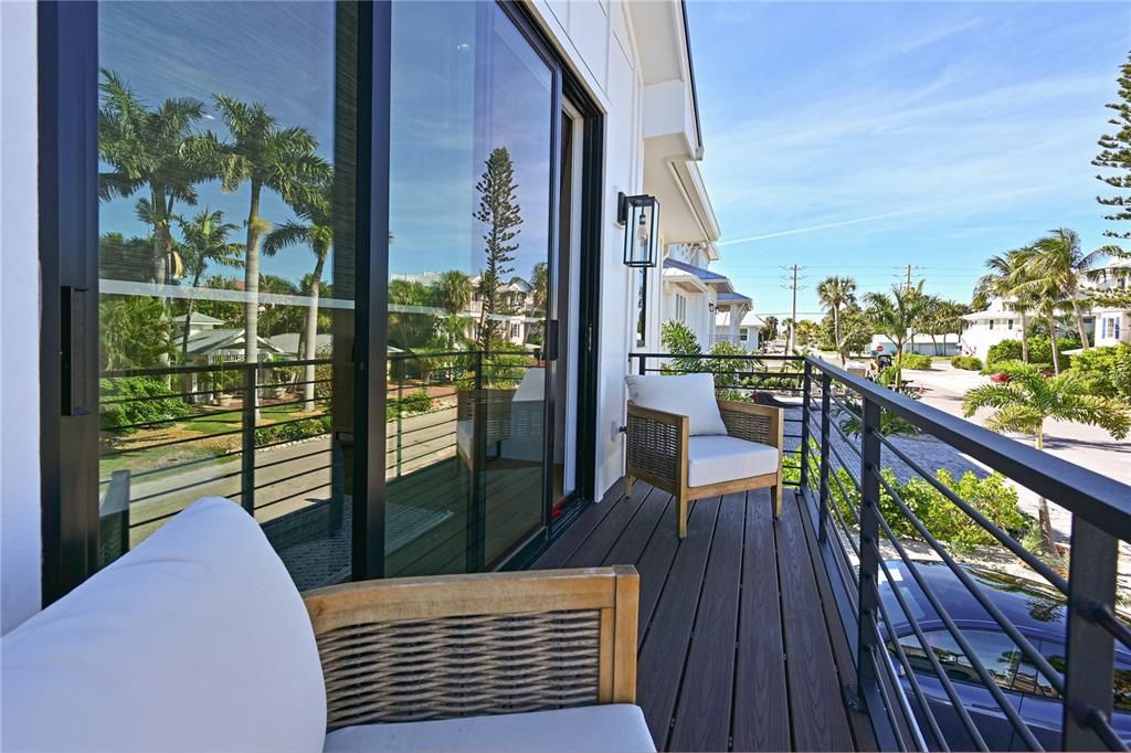 For Sale: $4,395,000 (4 beds, 4 baths, 3010 Square Feet)