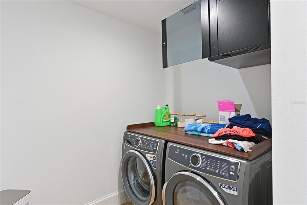 For Sale: $4,395,000 (4 beds, 4 baths, 3010 Square Feet)