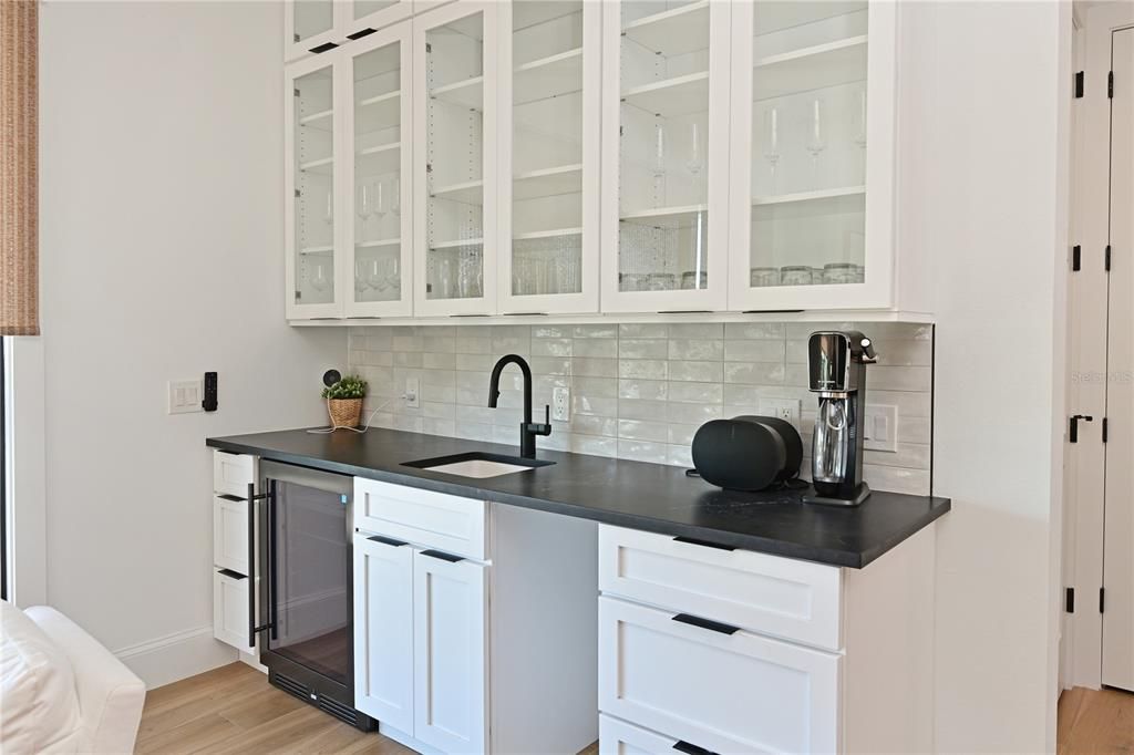 For Sale: $4,395,000 (4 beds, 4 baths, 3010 Square Feet)