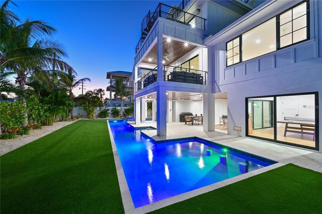 For Sale: $4,395,000 (4 beds, 4 baths, 3010 Square Feet)