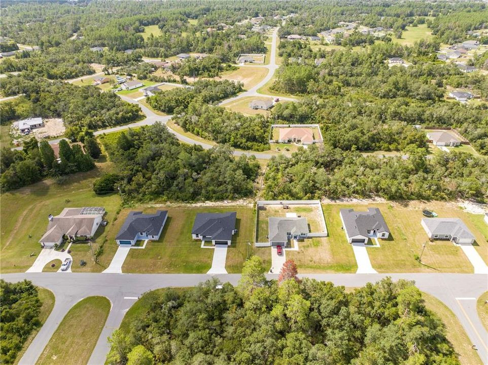 For Sale: $334,899 (4 beds, 3 baths, 1952 Square Feet)