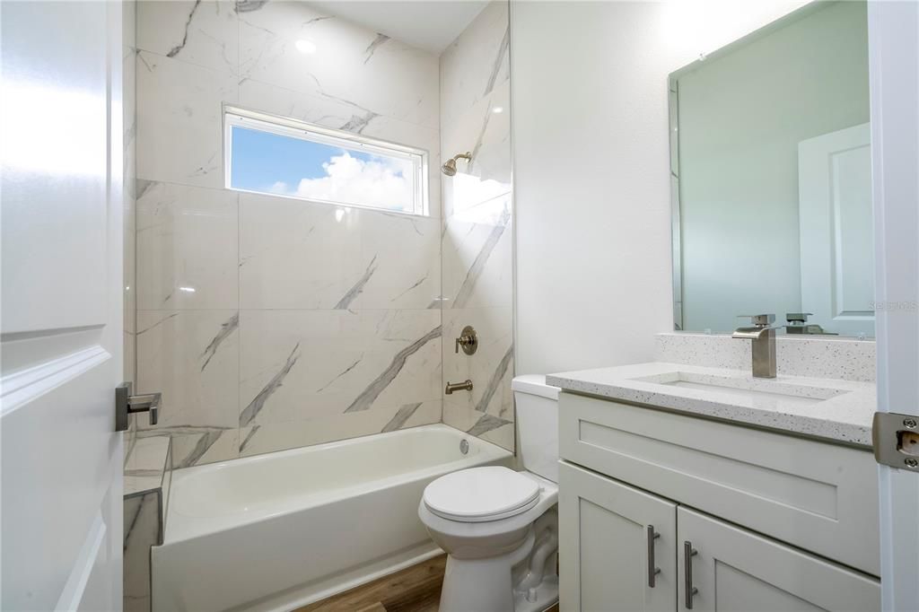 For Sale: $334,899 (4 beds, 3 baths, 1952 Square Feet)