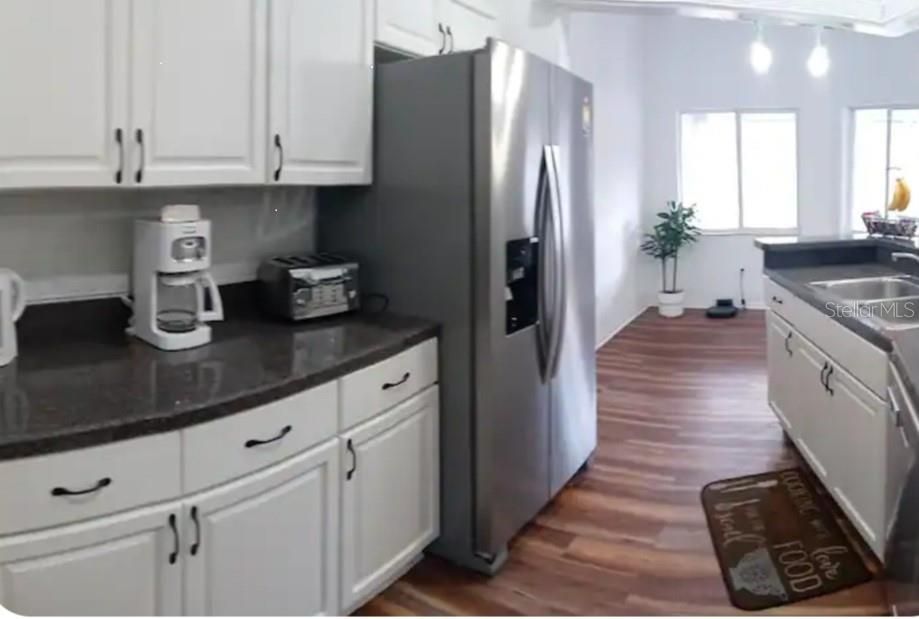 待售: $358,000 (3 贝兹, 2 浴室, 1841 平方英尺)