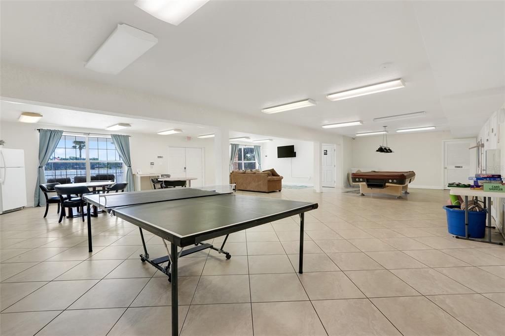 На продажу: $189,000 (2 спален, 1 ванн, 1000 Квадратных фут)