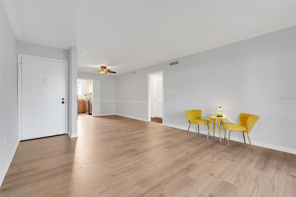 На продажу: $189,000 (2 спален, 1 ванн, 1000 Квадратных фут)