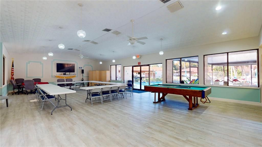 For Sale: $210,000 (2 beds, 2 baths, 805 Square Feet)