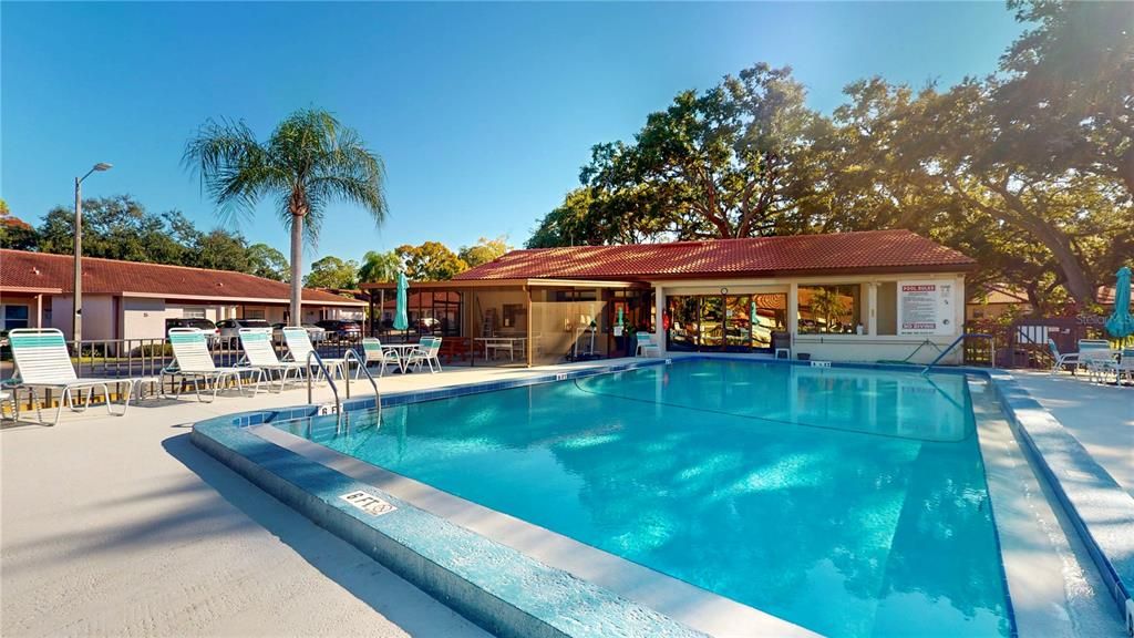 For Sale: $210,000 (2 beds, 2 baths, 805 Square Feet)