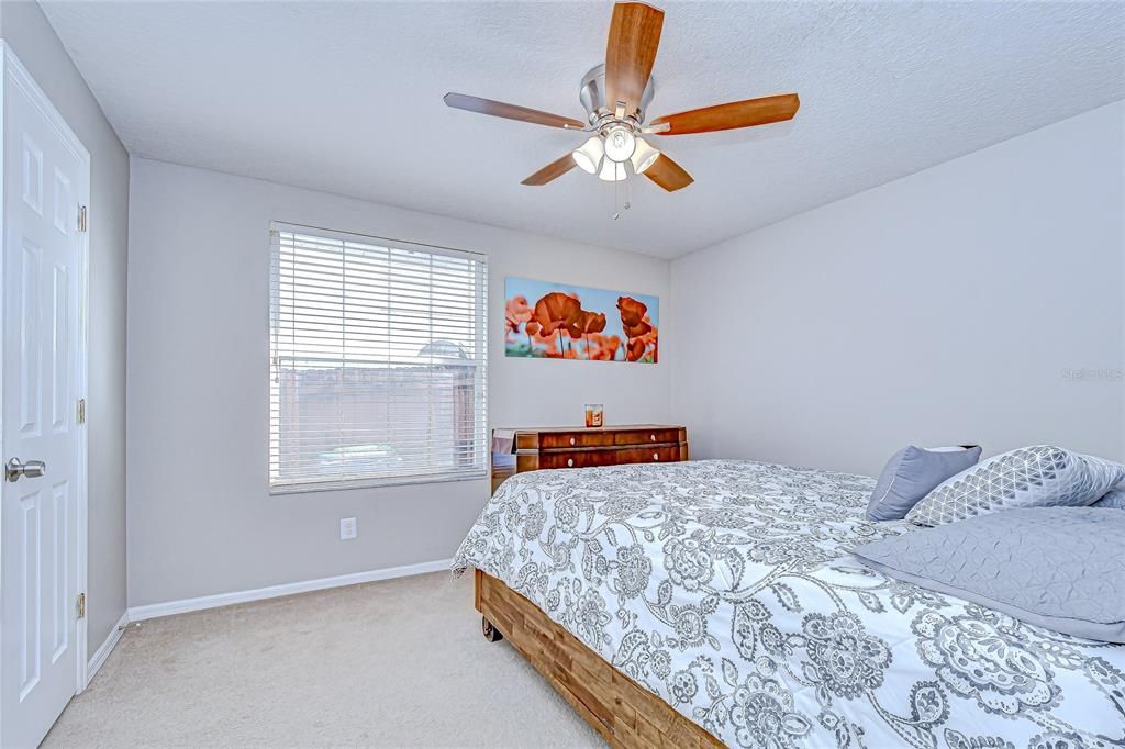 For Sale: $600,000 (5 beds, 4 baths, 3285 Square Feet)