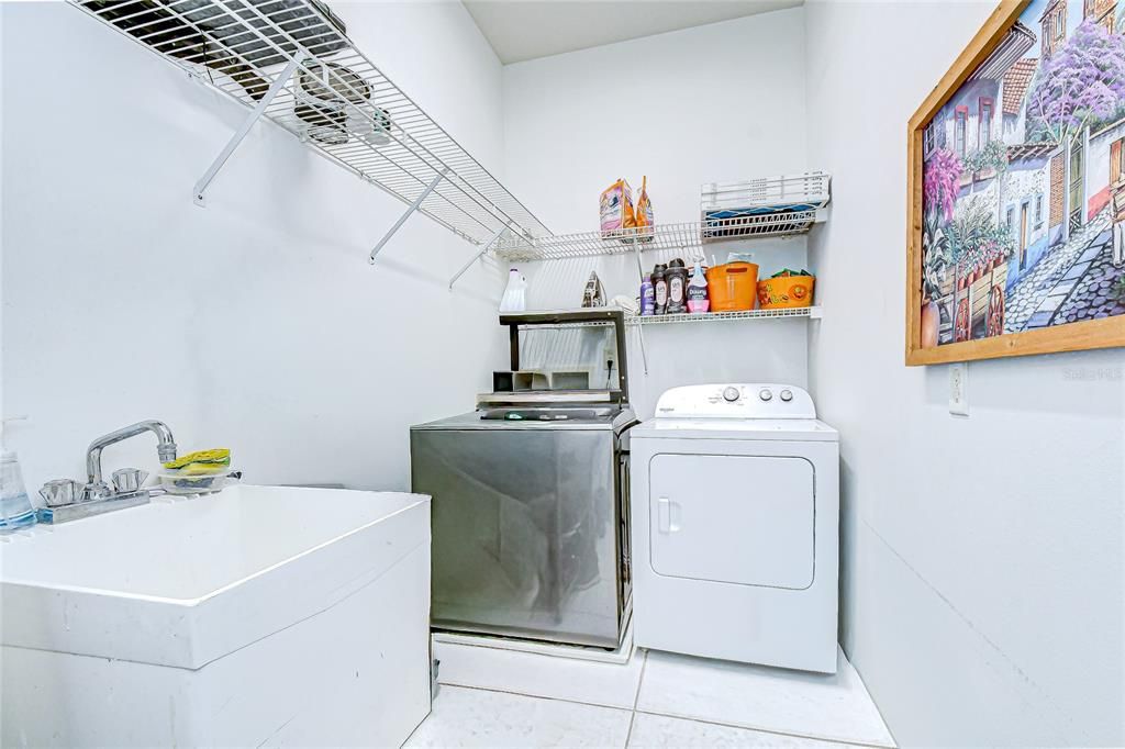 For Sale: $600,000 (5 beds, 4 baths, 3285 Square Feet)