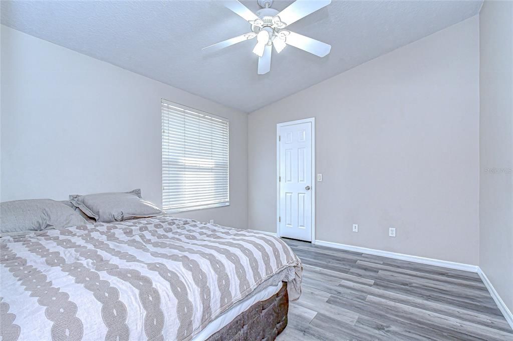 For Sale: $600,000 (5 beds, 4 baths, 3285 Square Feet)