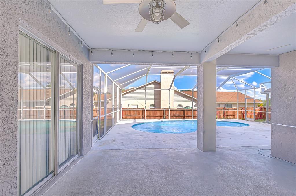 For Sale: $600,000 (5 beds, 4 baths, 3285 Square Feet)