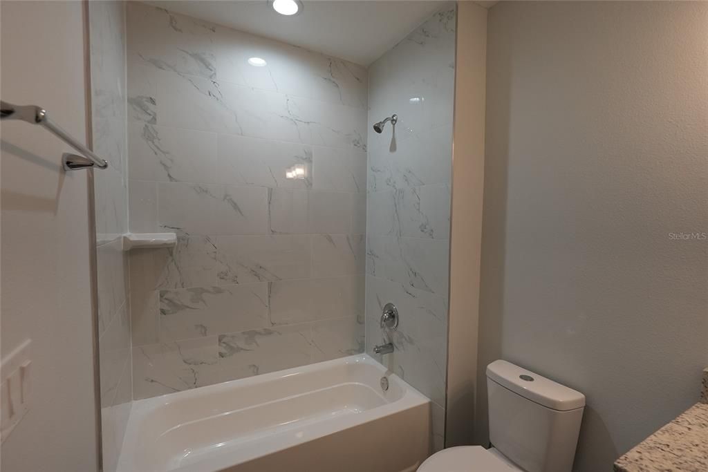 En Renta: $1,699 (3 camas, 2 baños, 2480 Pies cuadrados)