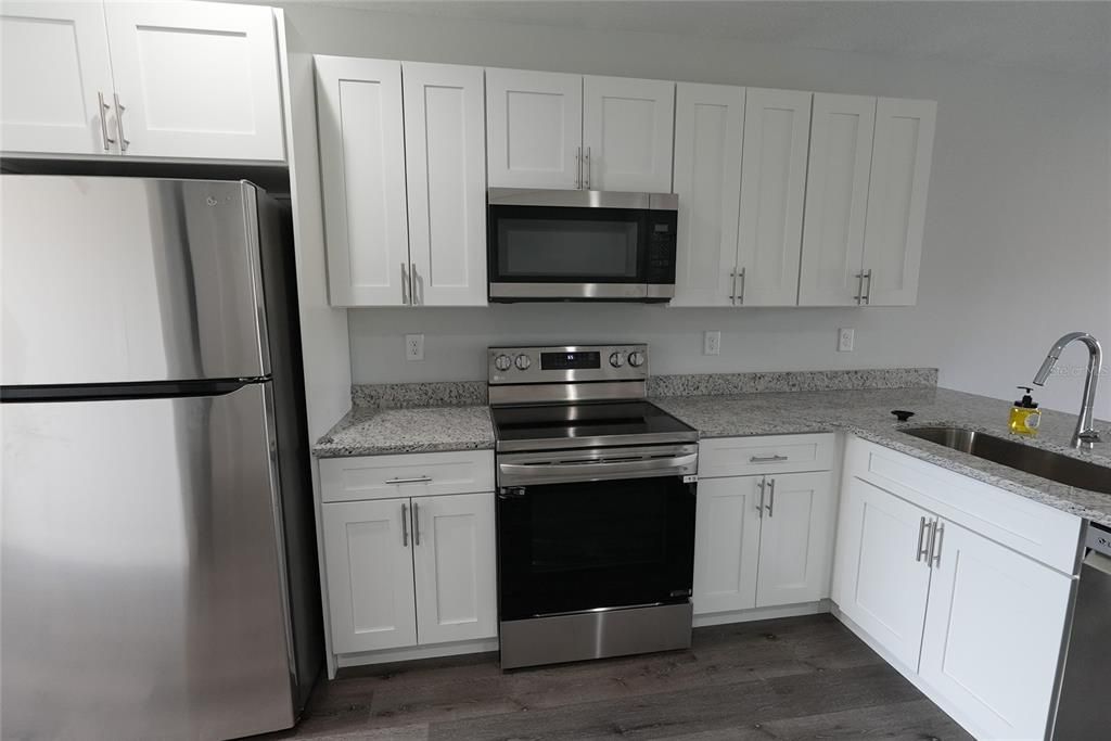 En Renta: $1,699 (3 camas, 2 baños, 2480 Pies cuadrados)