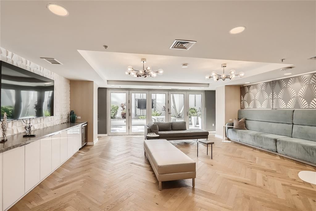 В аренду: $3,610 (3 спален, 2 ванн, 1595 Квадратных фут)