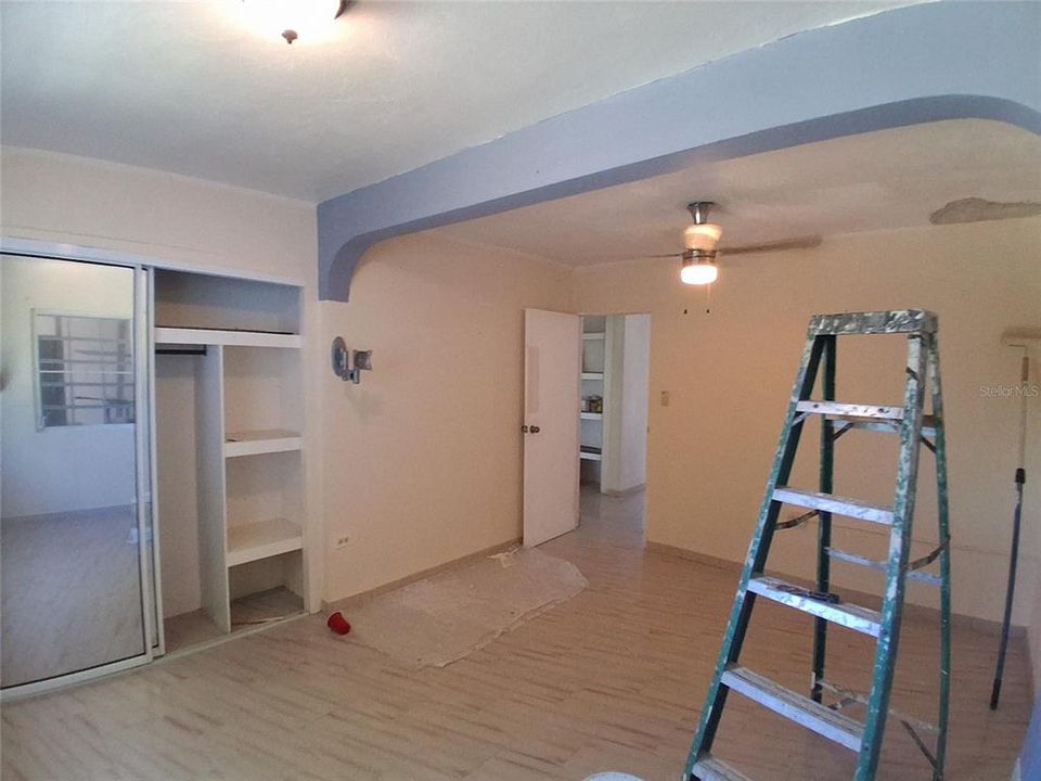 待售: $235,000 (2 贝兹, 2 浴室, 900 平方英尺)