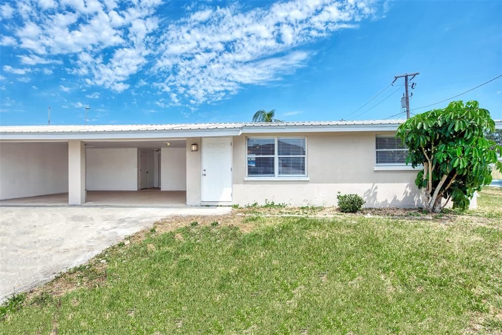 For Rent: $1,400 (2 beds, 1 baths, 750 Square Feet)