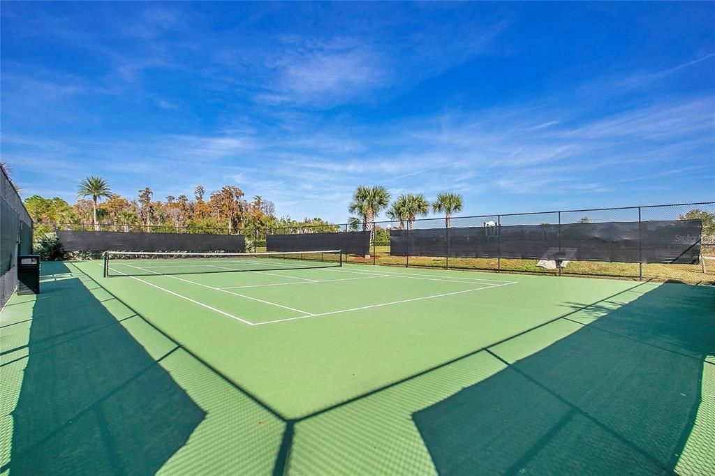 En Venta: $599,000 (4 camas, 3 baños, 2512 Pies cuadrados)