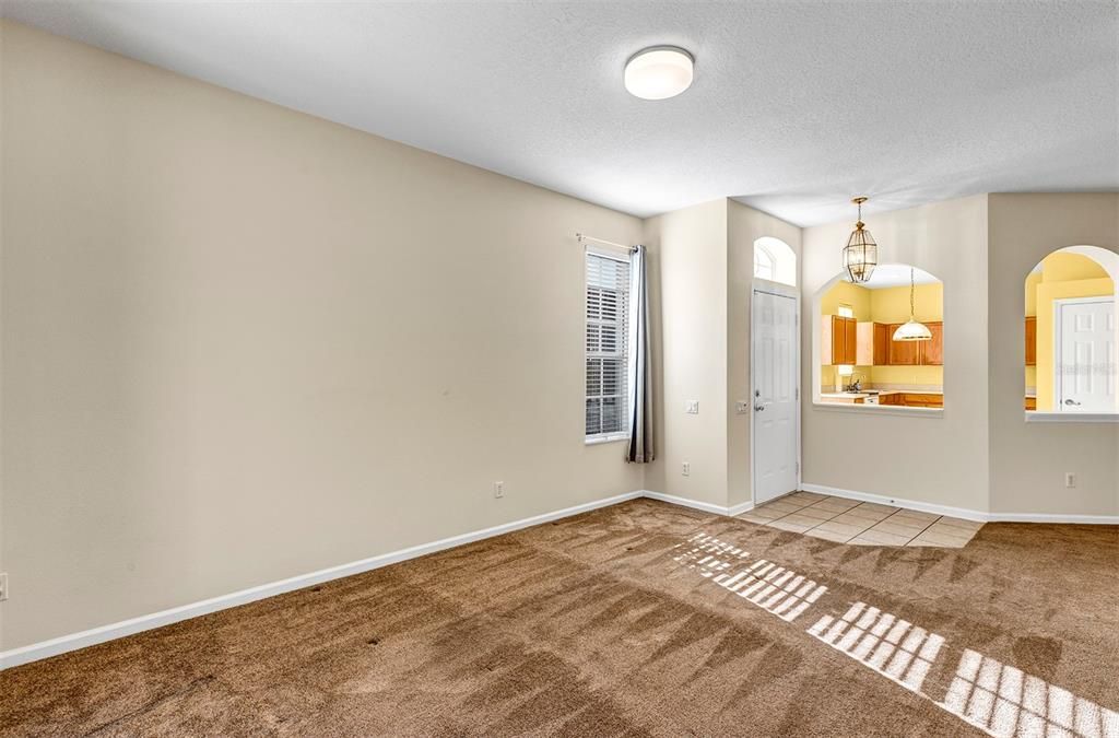 For Sale: $324,900 (3 beds, 2 baths, 1526 Square Feet)