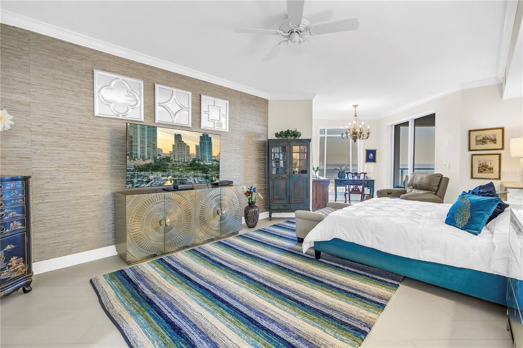 Activo con contrato: $2,649,000 (2 camas, 2 baños, 2400 Pies cuadrados)