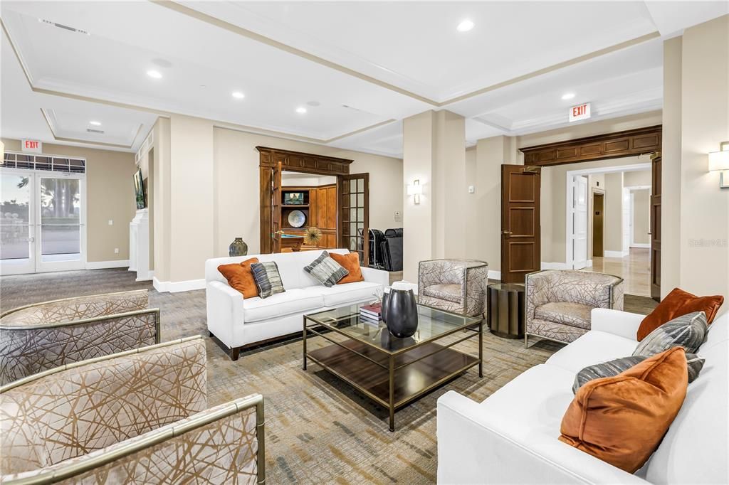 Activo con contrato: $2,649,000 (2 camas, 2 baños, 2400 Pies cuadrados)