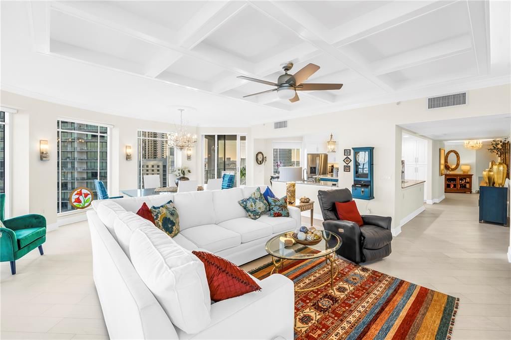 Activo con contrato: $2,649,000 (2 camas, 2 baños, 2400 Pies cuadrados)