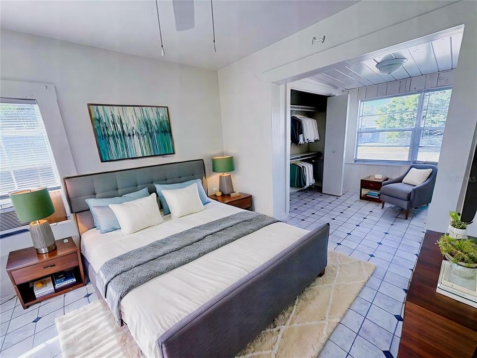 For Rent: $1,600 (3 beds, 2 baths, 1702 Square Feet)