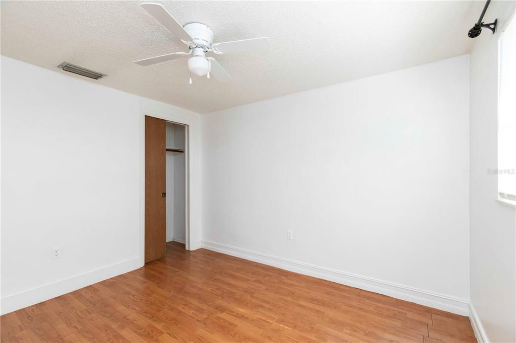 For Sale: $179,000 (2 beds, 1 baths, 744 Square Feet)