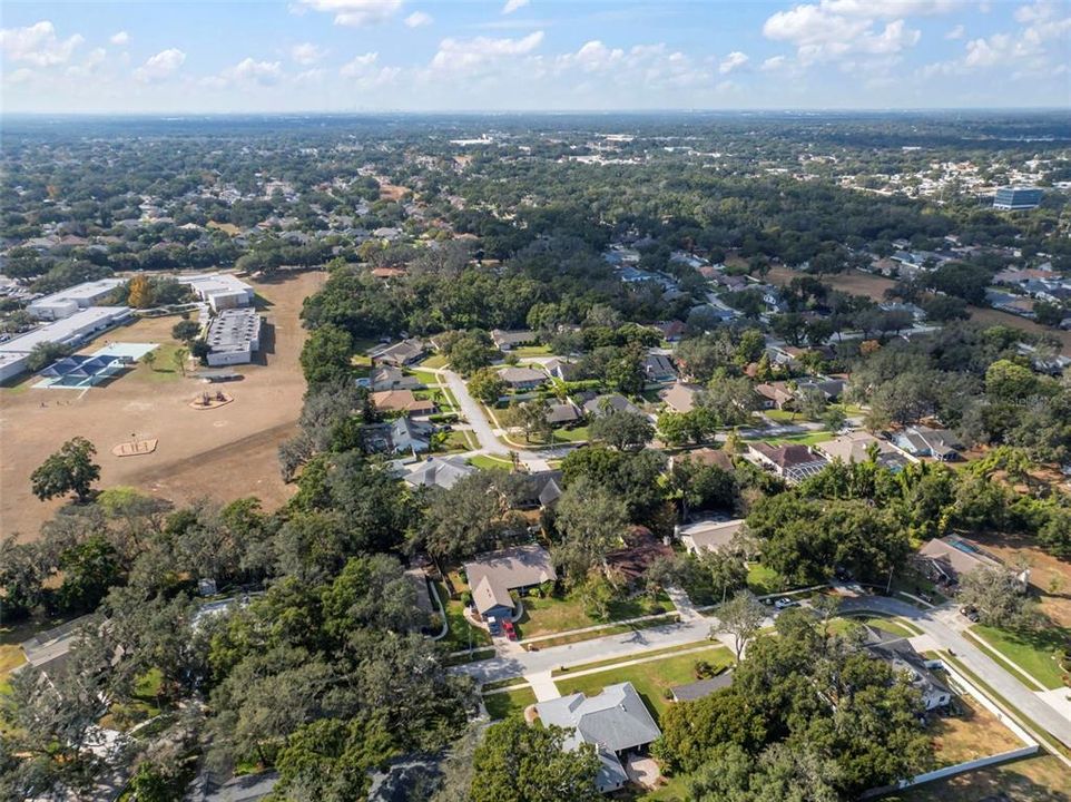 待售: $549,900 (4 贝兹, 2 浴室, 2578 平方英尺)