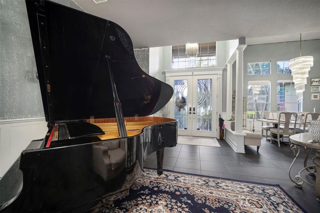 待售: $549,900 (4 贝兹, 2 浴室, 2578 平方英尺)