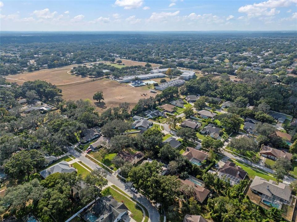 待售: $549,900 (4 贝兹, 2 浴室, 2578 平方英尺)