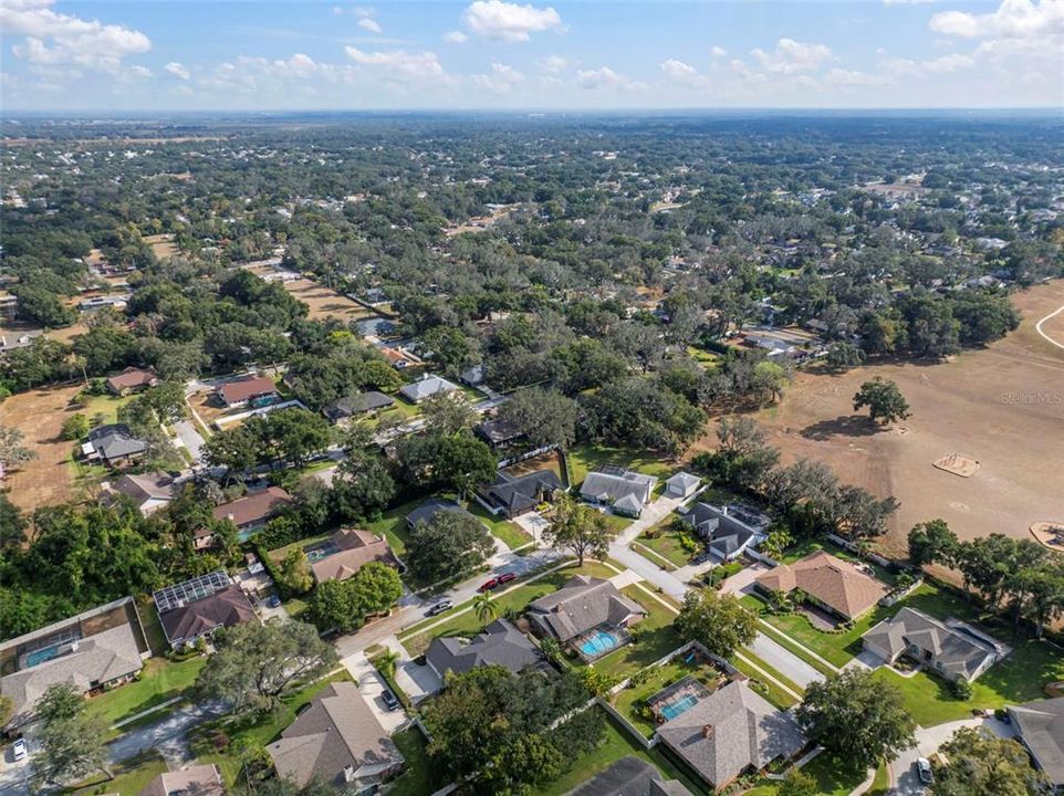 待售: $549,900 (4 贝兹, 2 浴室, 2578 平方英尺)