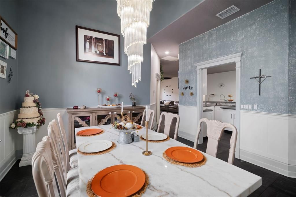 待售: $549,900 (4 贝兹, 2 浴室, 2578 平方英尺)