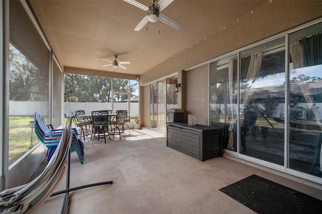 待售: $549,900 (4 贝兹, 2 浴室, 2578 平方英尺)