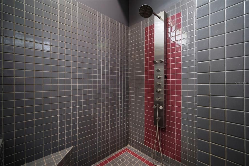 待售: $549,900 (4 贝兹, 2 浴室, 2578 平方英尺)